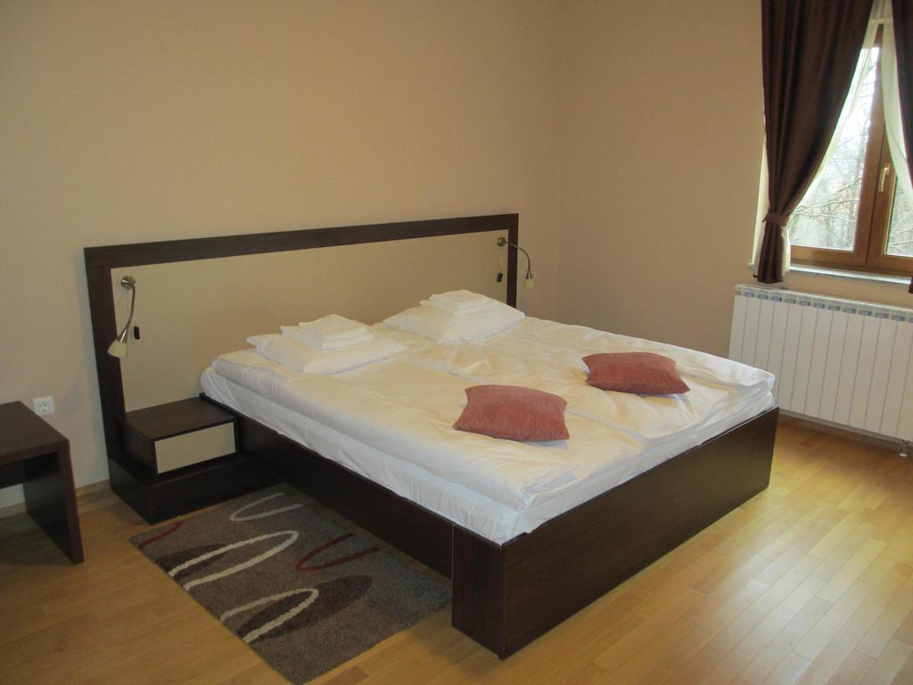 Apartments Manjan Krasno Polje Δωμάτιο φωτογραφία