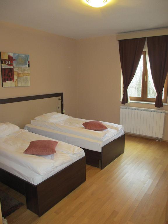 Apartments Manjan Krasno Polje Δωμάτιο φωτογραφία